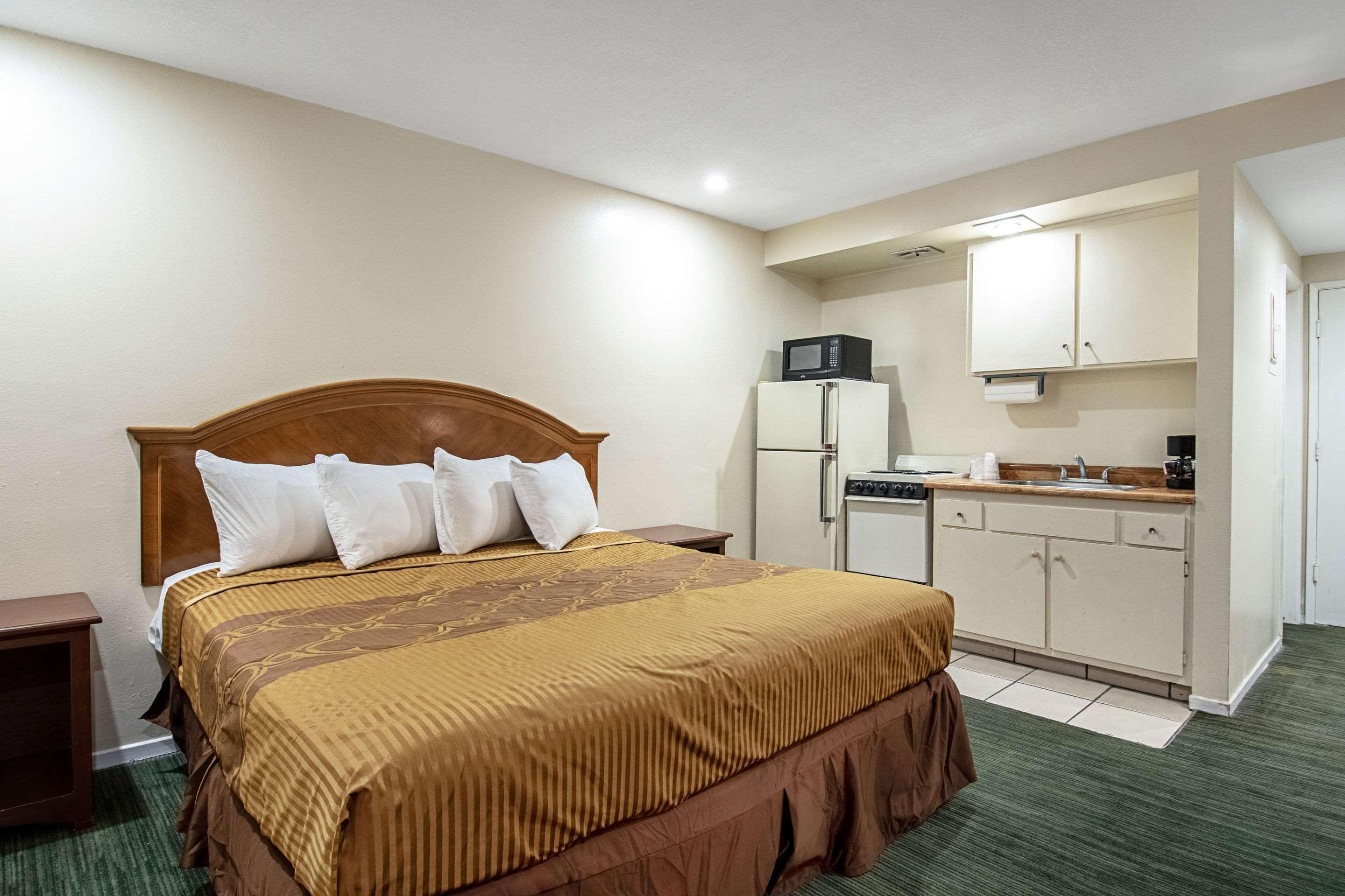 Rodeway Inn Near Maingate Knott'S Buena Park Εξωτερικό φωτογραφία