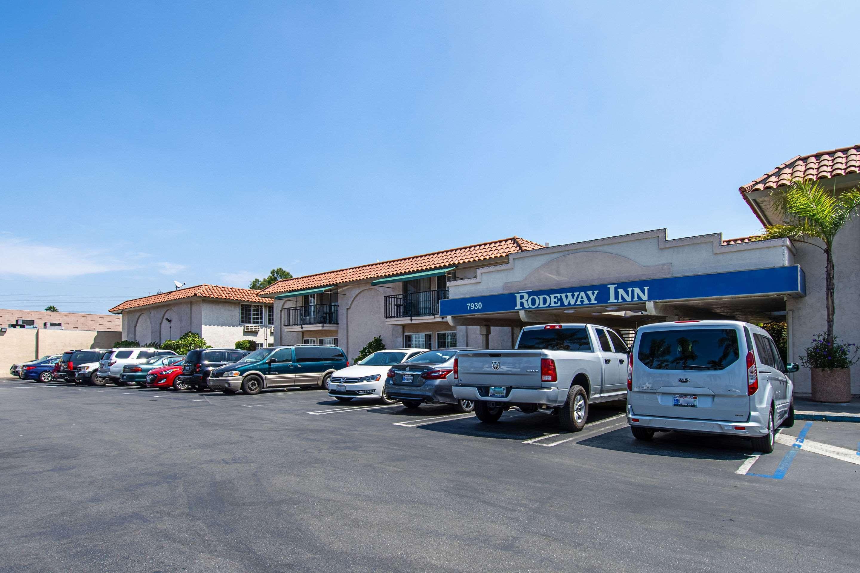 Rodeway Inn Near Maingate Knott'S Buena Park Εξωτερικό φωτογραφία
