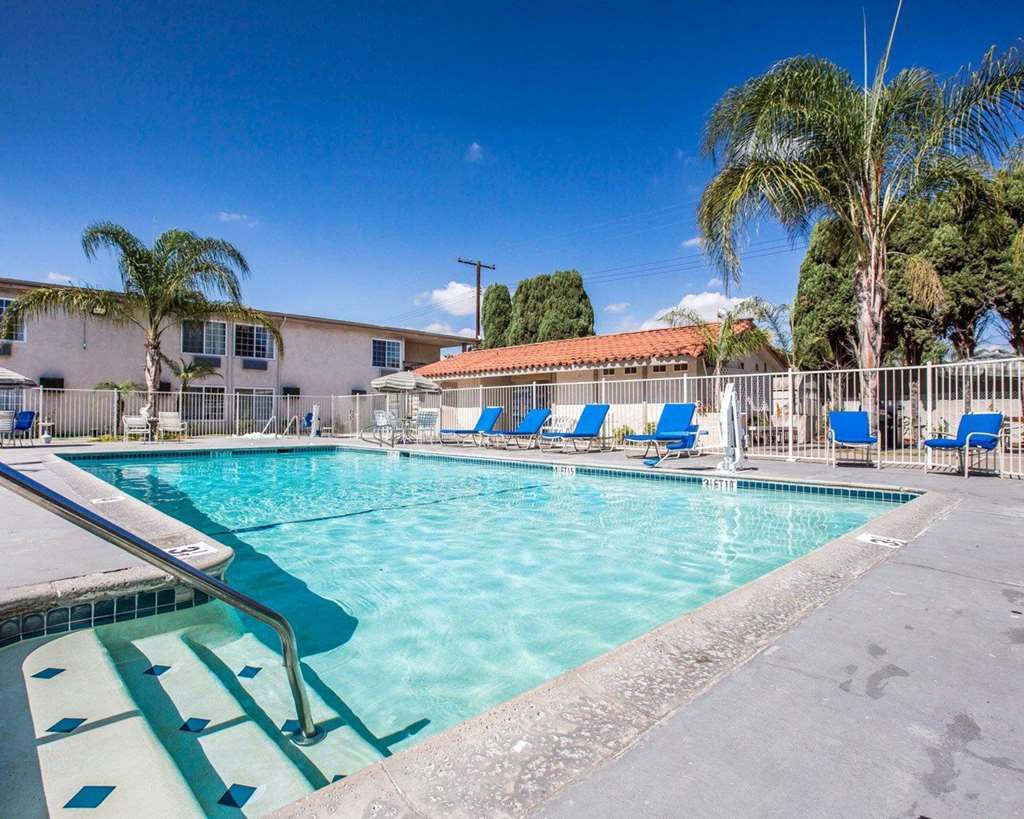 Rodeway Inn Near Maingate Knott'S Buena Park Ανέσεις φωτογραφία