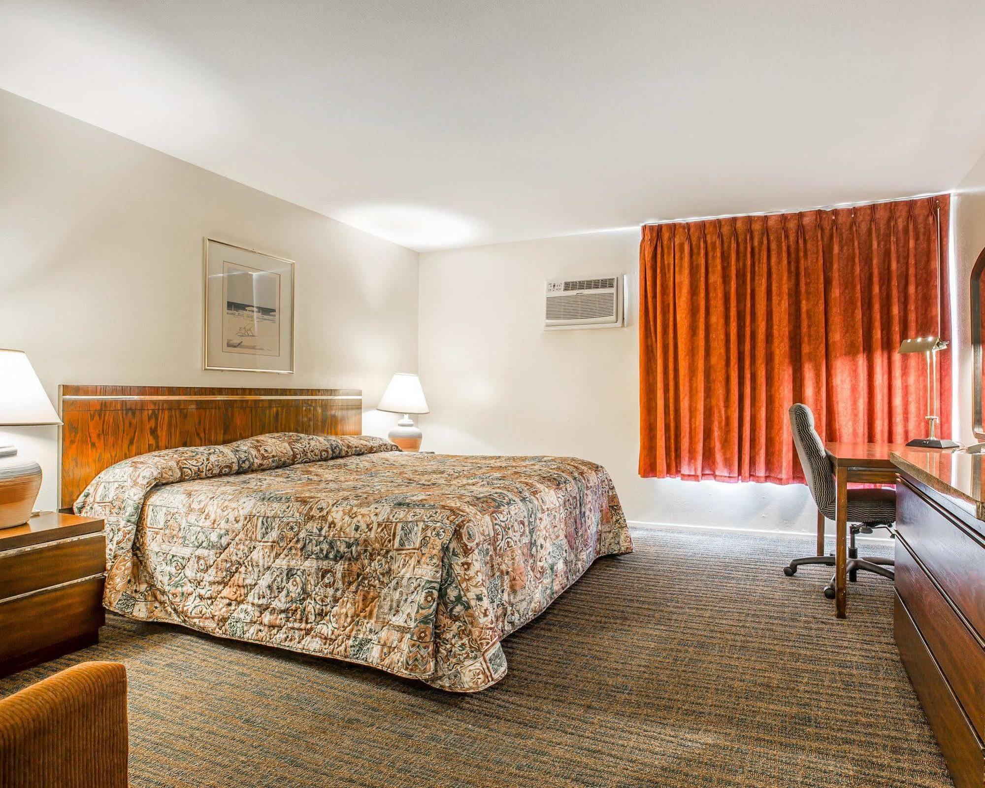 Rodeway Inn Near Maingate Knott'S Buena Park Εξωτερικό φωτογραφία
